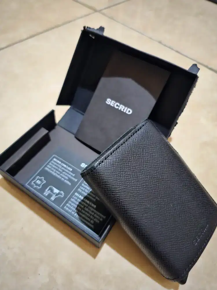 SECRID Twin Wallet genuine leather
