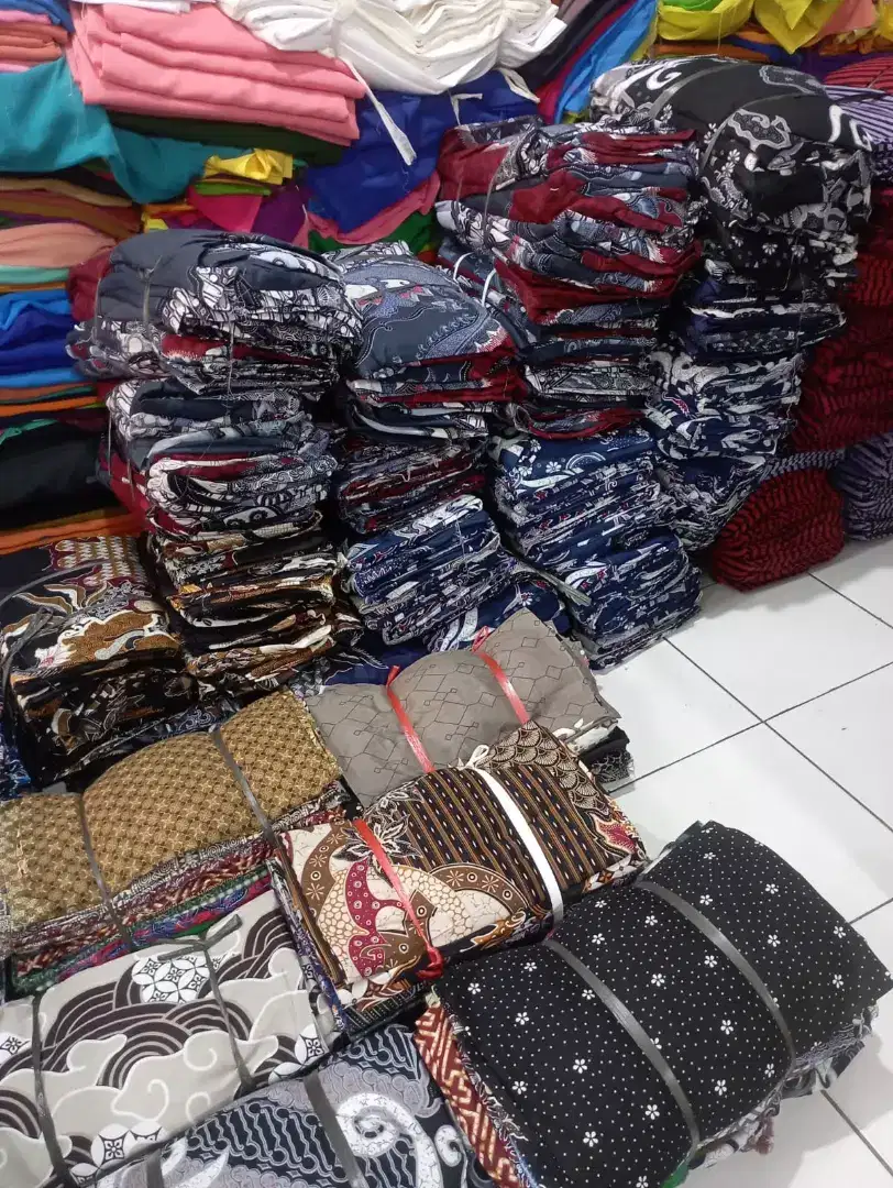 JUAL KAIN BATIK COTTON 40S DAN BATIK SEMI SUTRA KILOAN