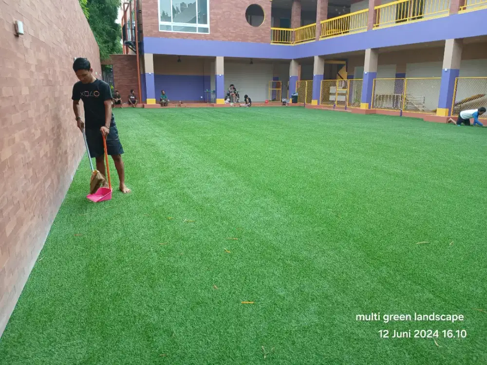 Taman Bermain Hewan Pelataran Rumah