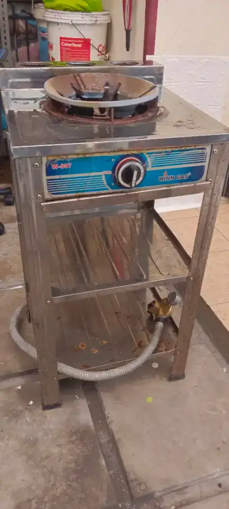 Kompor gas berdiri winn gas