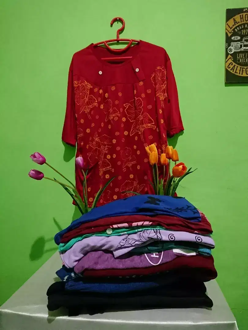 Kaos motif warna macam ukuran old size