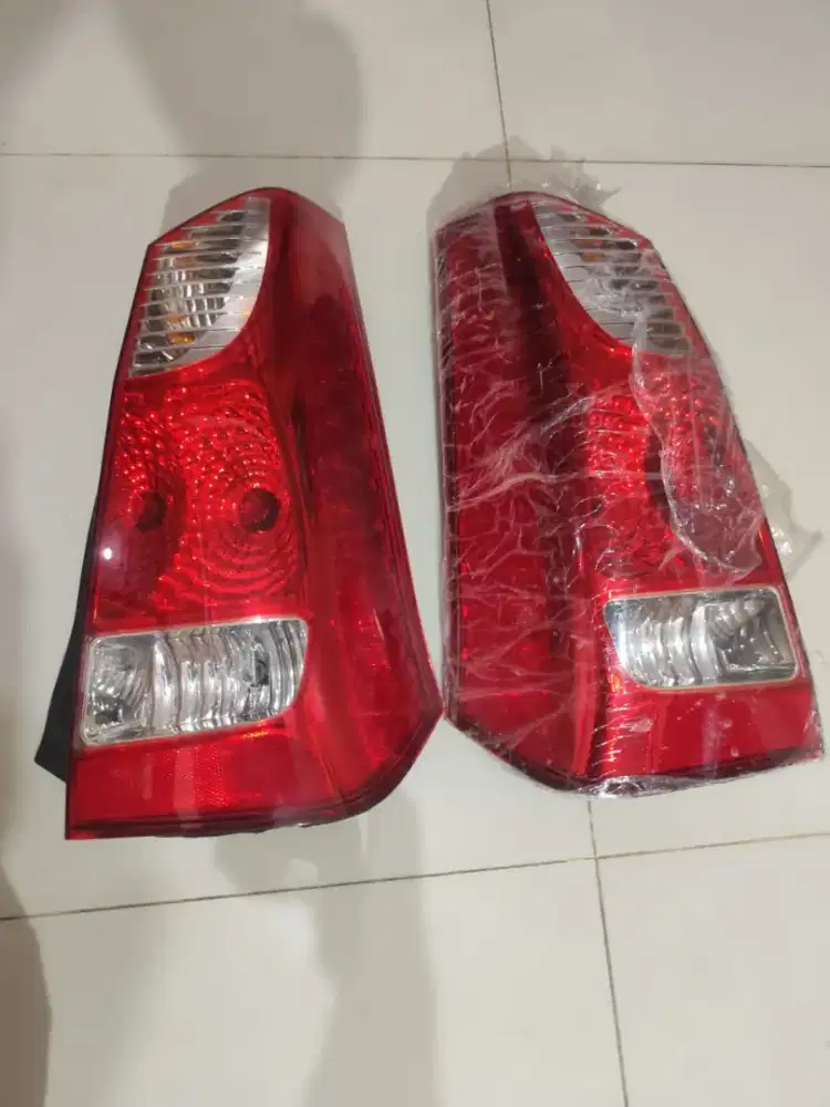 Lampu belakang wagon R