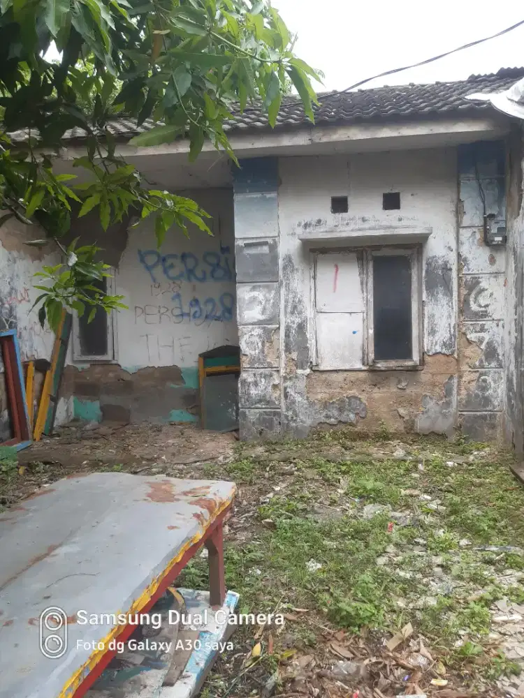 Dijual cepat rumah asli, standar yg luas, di Sepatan.