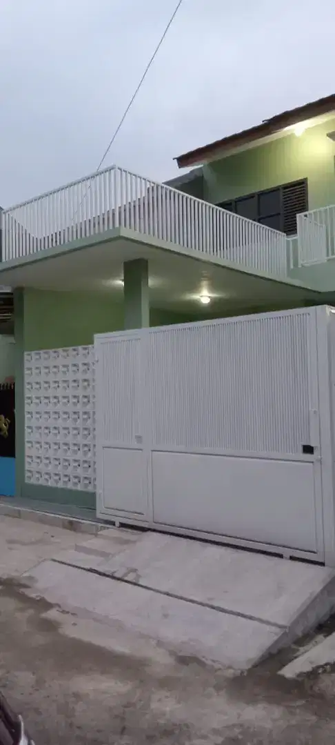 Rumah 2 Lantai Balcony 80/60 di Villa Mutiara Bogor 1