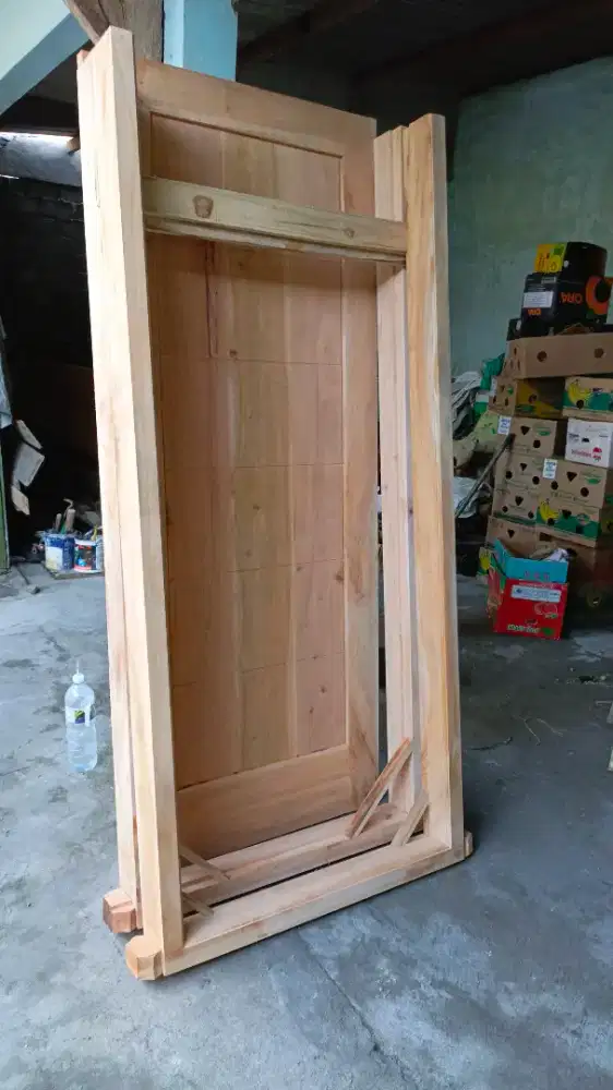 Pintu dan kusen jati