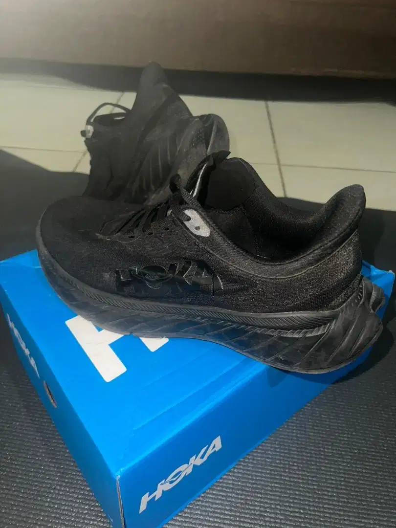 Hoka One One Carbon X2, second