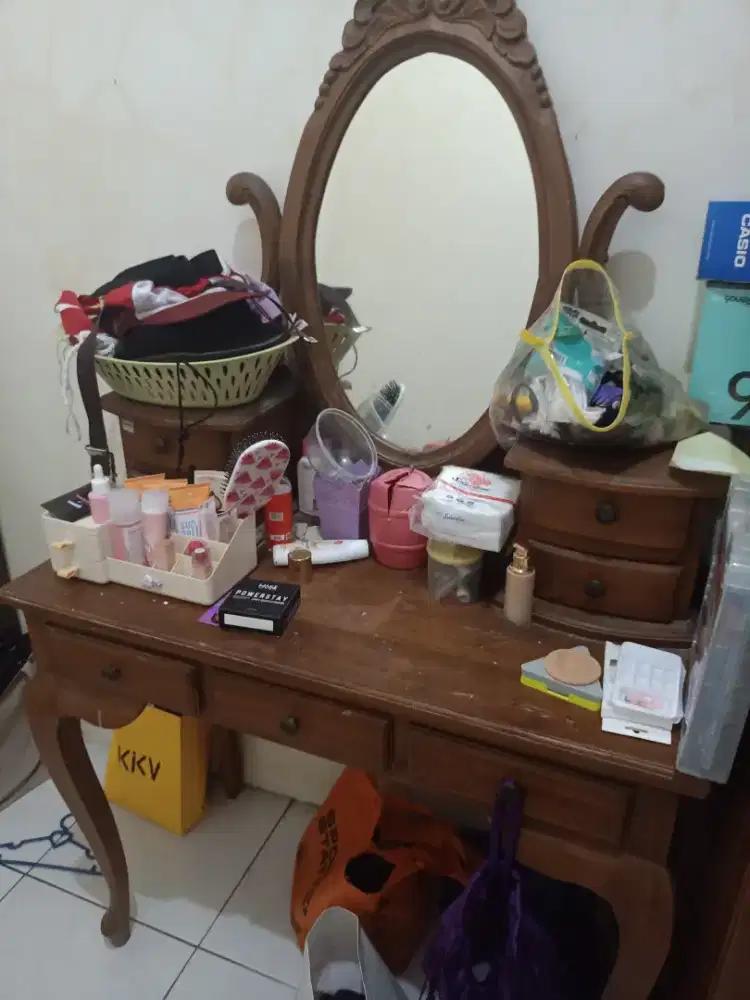 Meja rias jati asli (bisa nego)