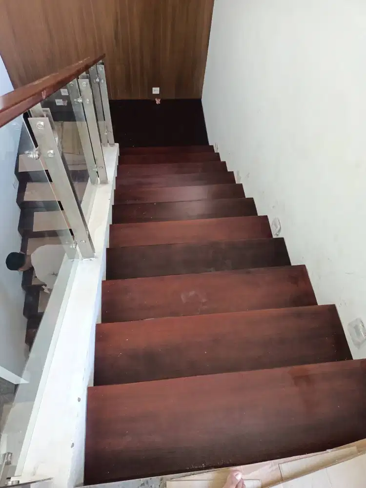 Trap Tangga Kayu Solid Stair Wood Flooring
