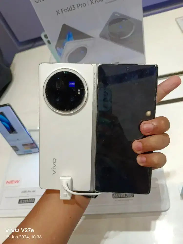 Vivo XFold3 PRO 16+16GB Internal 512GB Cash/Kredit/CC Bisa 0%
