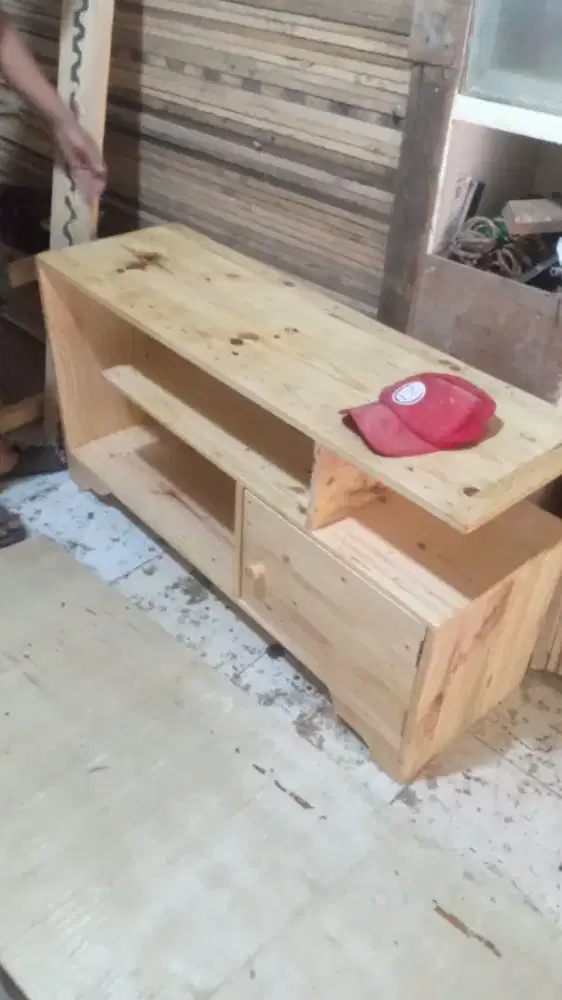 Meja fornitur kayu jati Belanda