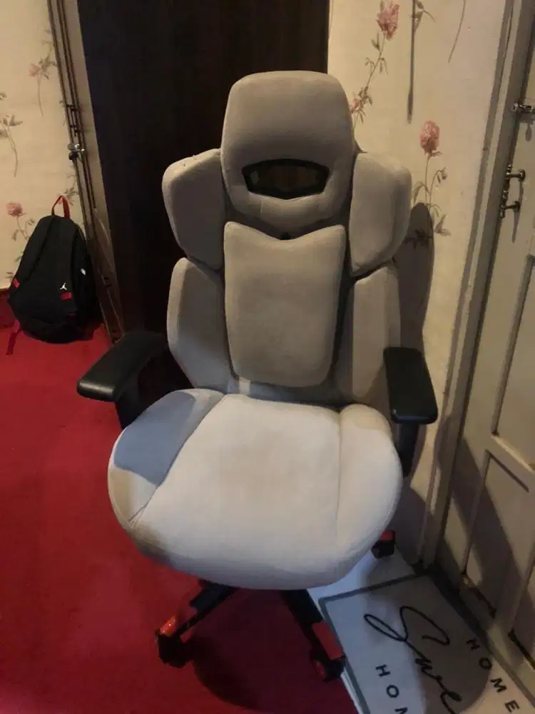 Kursi Gaming Informa