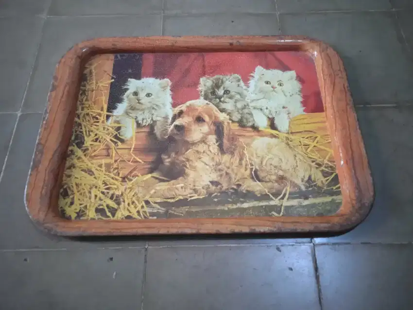 Nampan Enamel Vintage