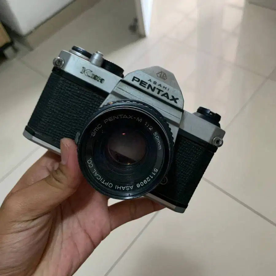 Kamera Analog SLR Pentax K1000 Tahun 1976