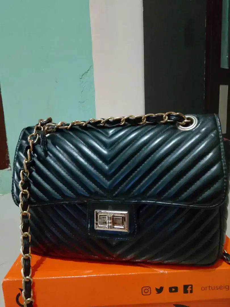 Dijual Tas preloved : merk hey local.id