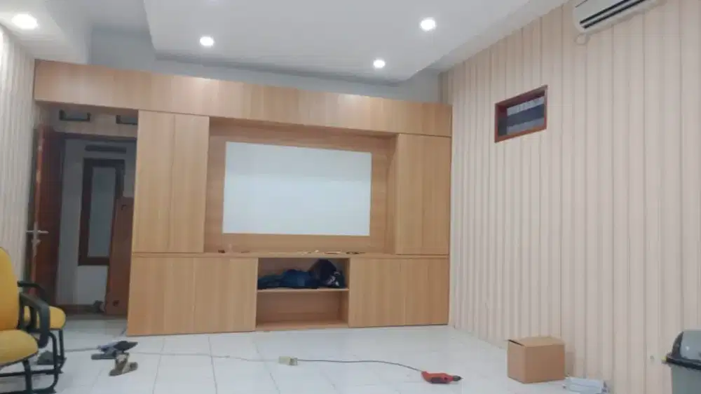 Backdrop TV Minimalis