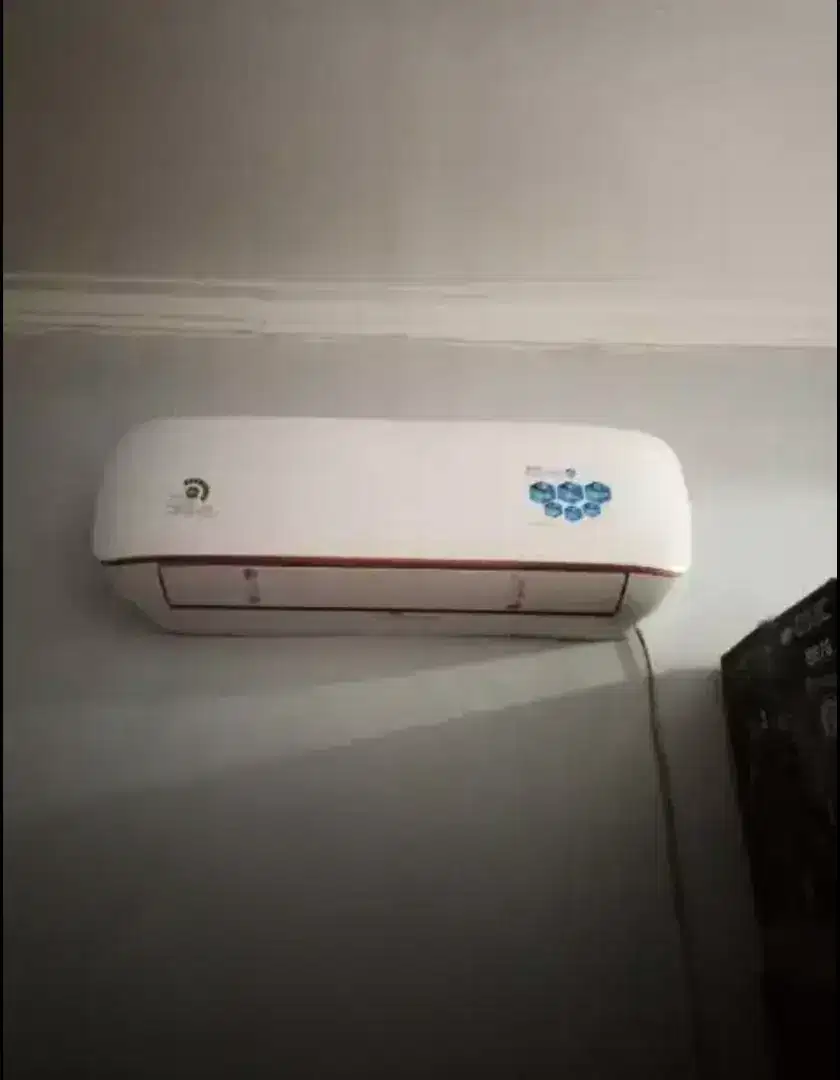 AC Polytron neuva ice 1/2 PK