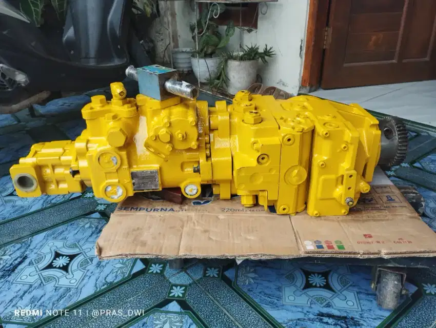 Main Pump/Pompa Assy SAKAI SV512/515