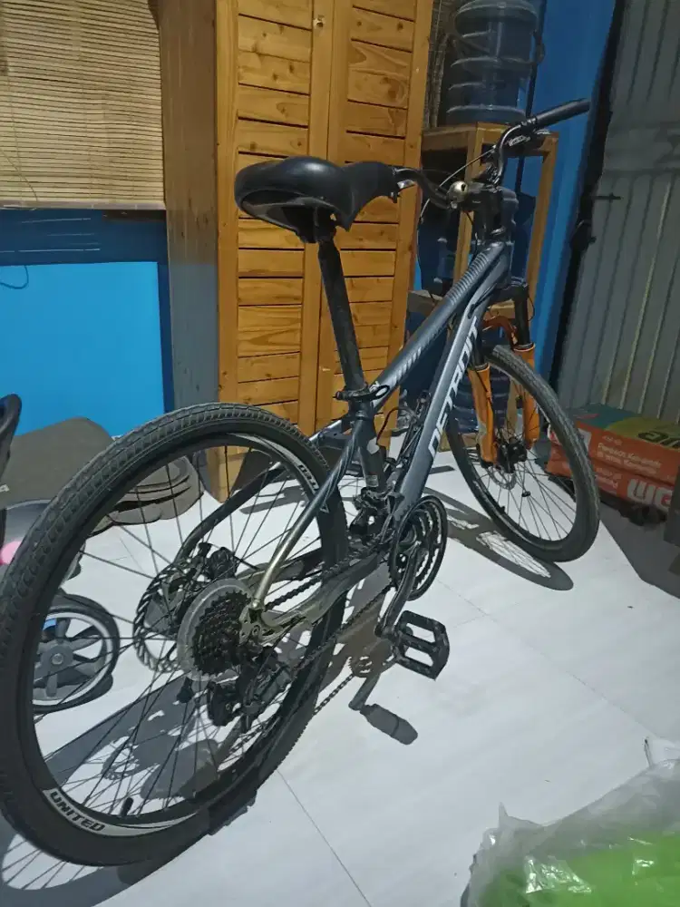 Sepeda mtb united detroit 24 inch