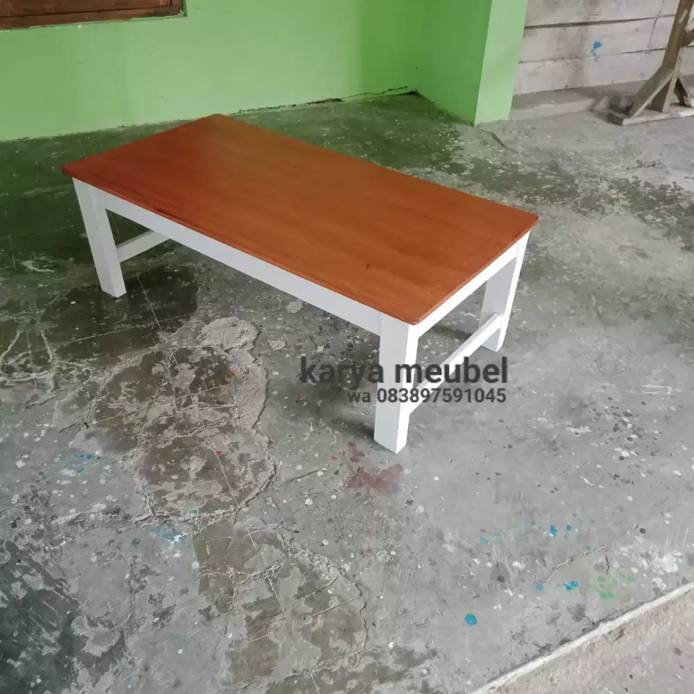 Meja Lesehan serbaguna