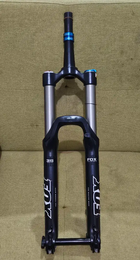 DIJUAL Fork FOX TALAS 36 TA20 Tapper mulus