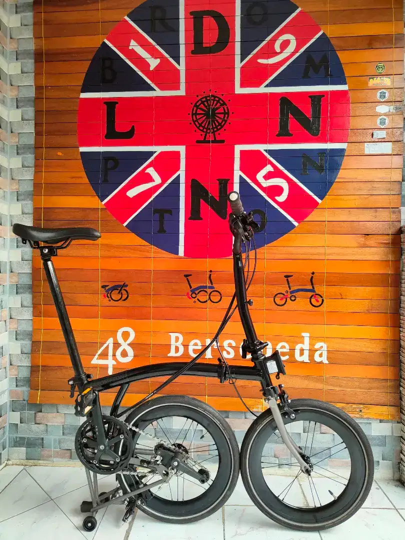 Brompton black M6E Titan