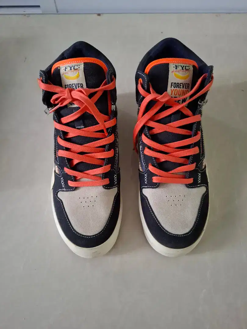 Sepatu NTL x FYC Preloved