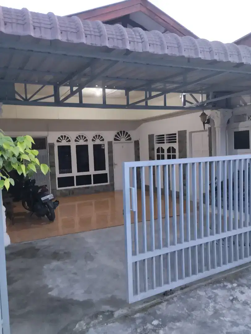 Rumah full purnish lengkap sewa tahunan