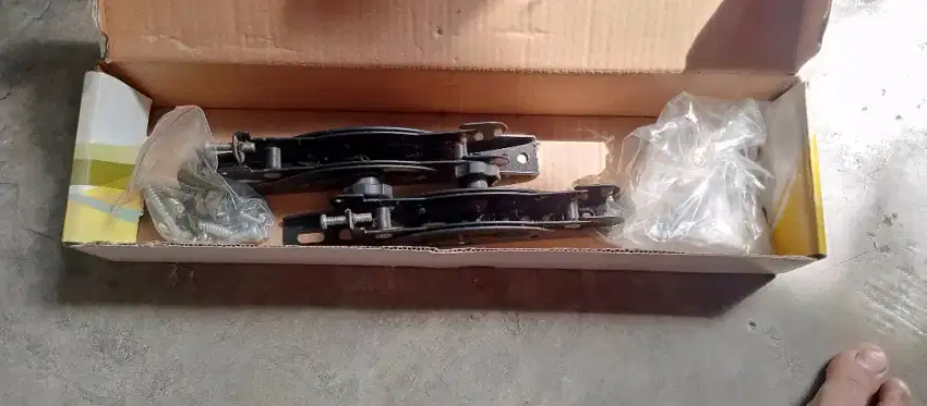 Braket TV LED atau LCD