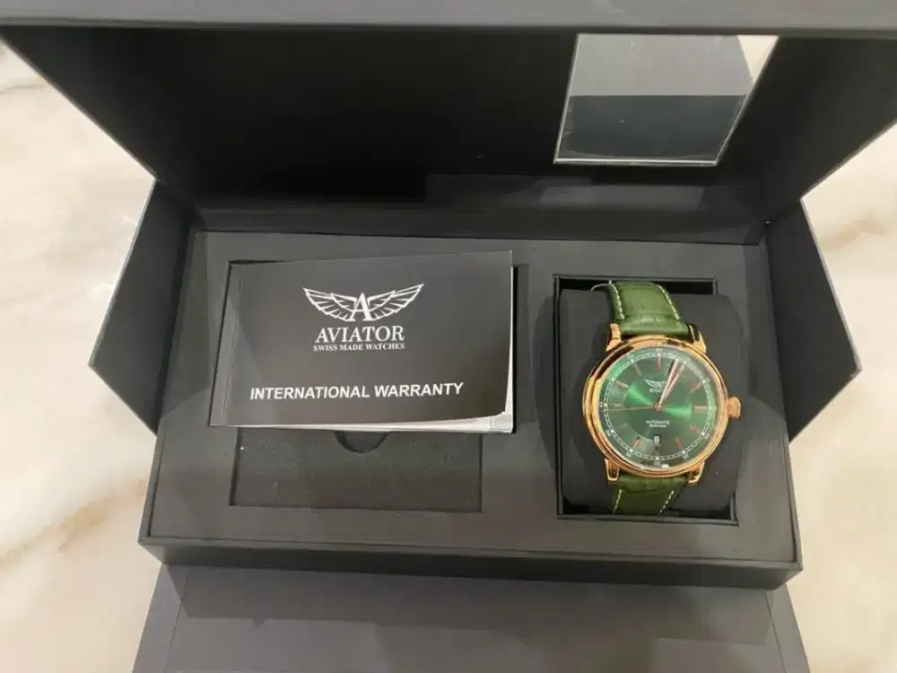 TURUN HARGA! Aviator Leather Green