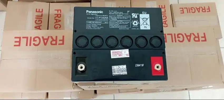 BATERAI/BATTERY KERING PANASONIC LC-P1242NA / 12V 42AH