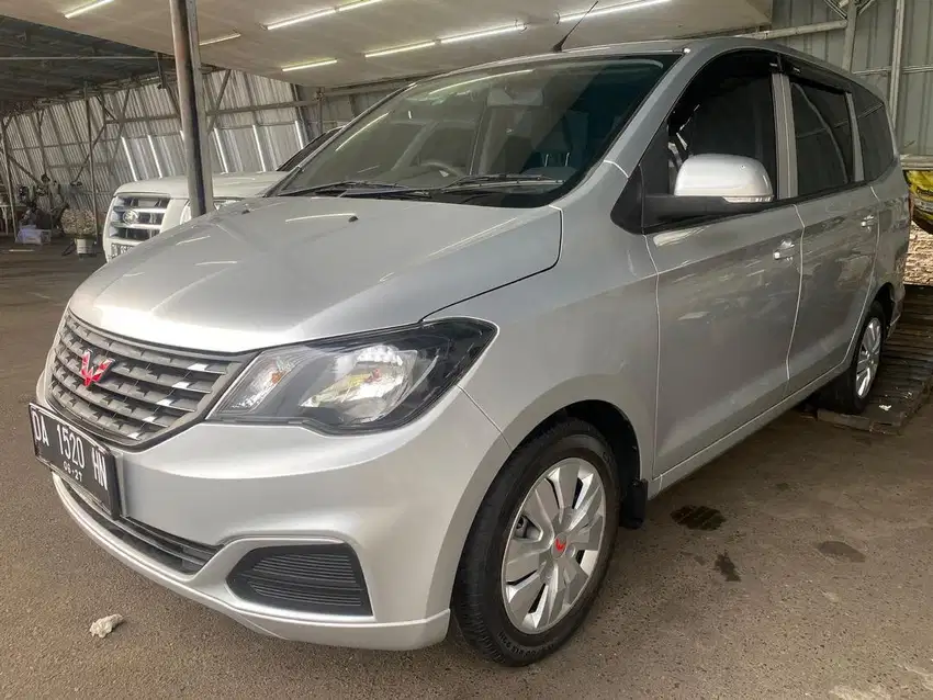 Wuling confero db mulus tahun 2022 silver metalik