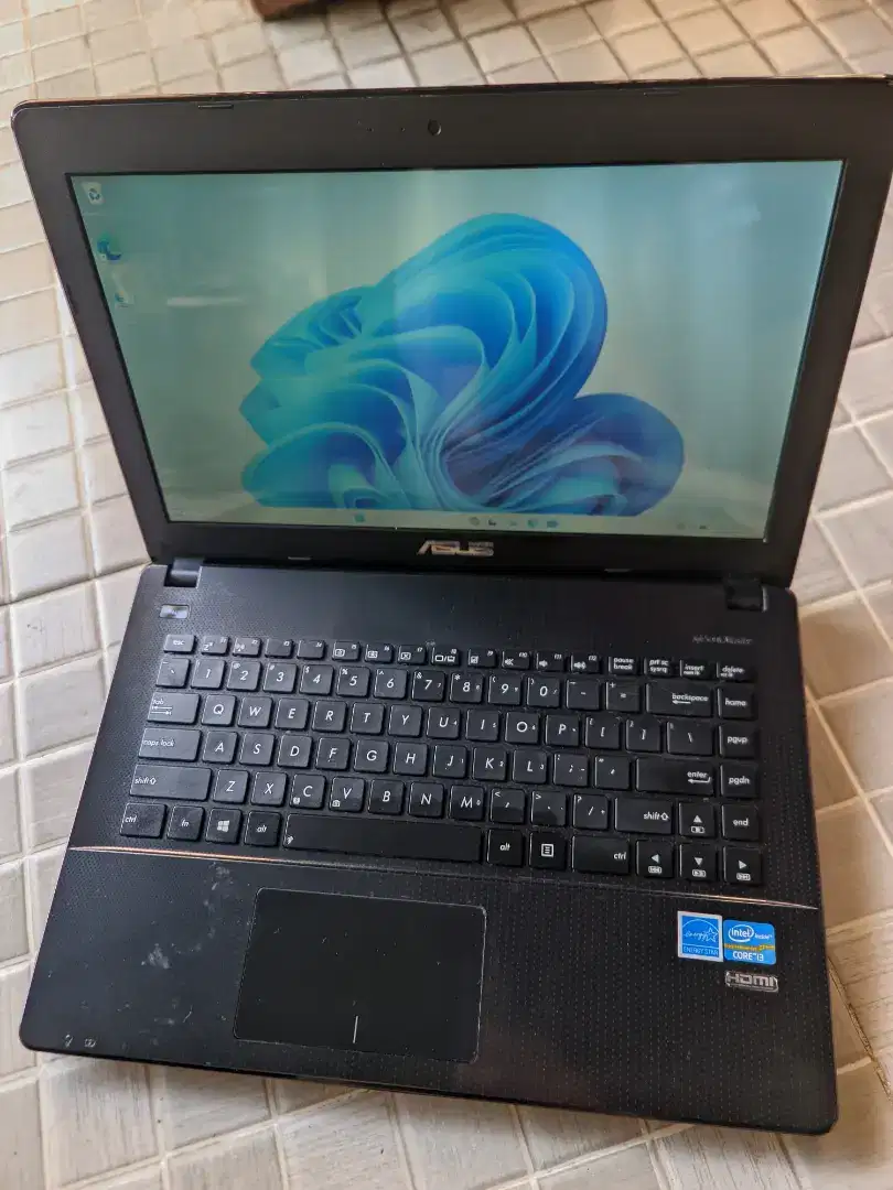 Laptop Asus X451 Core i3 RAM 10GB SSD