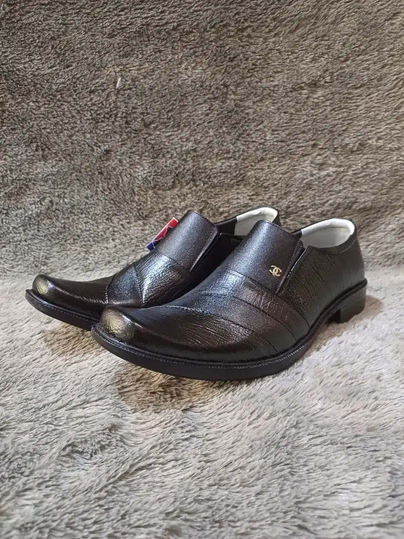 Sepatu Pantofel Pria Formal Kulit Asli