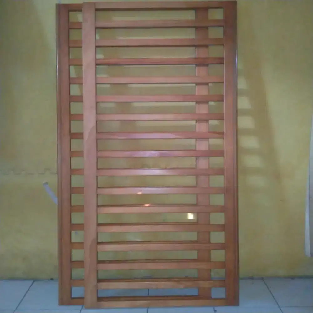 Pagar pengaman bayi bahan kayu ukuran 140 x 70 cm 2 pcs