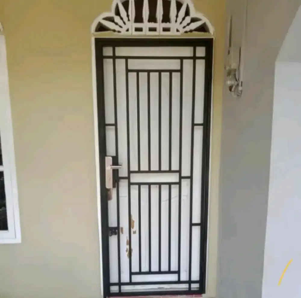 pintu teralis minimalis