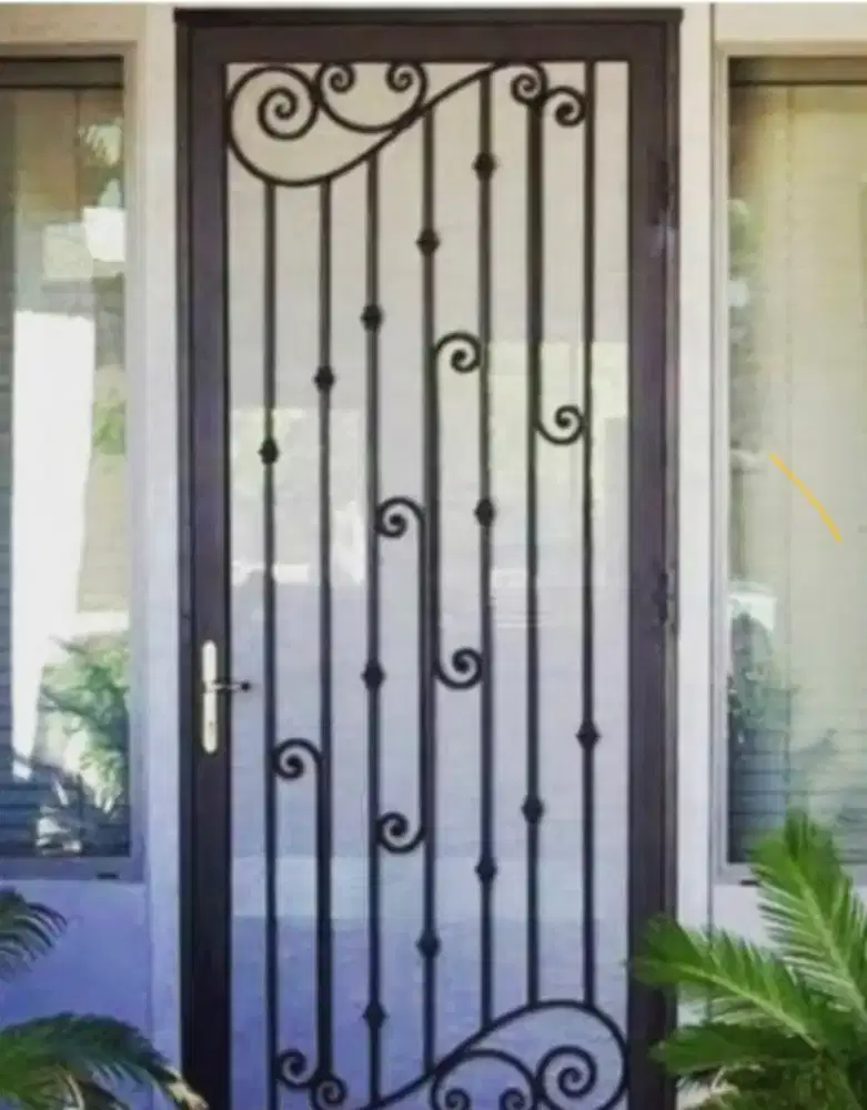 pintu teralis ram nyamuk