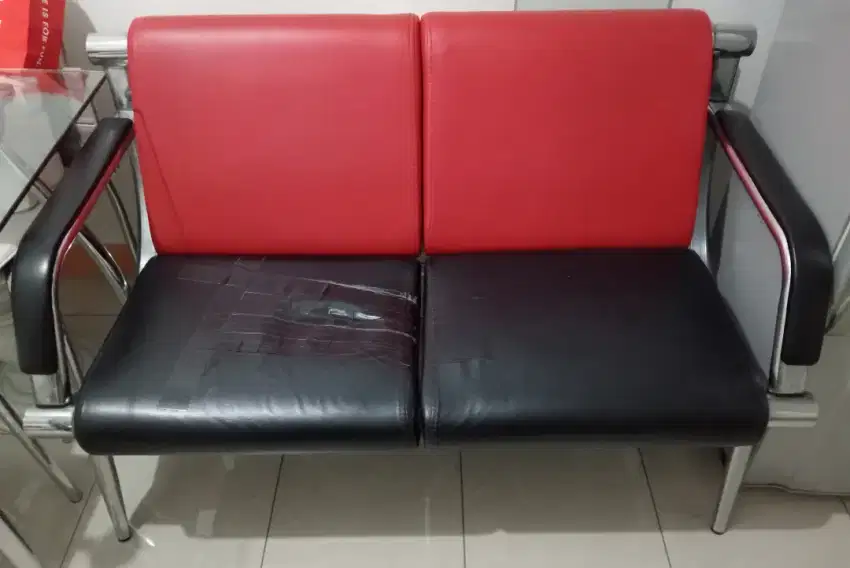 Daytlon Sofa Informa