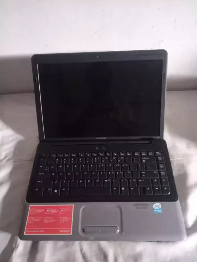 laptop hp compaq Cq40, jual cepat