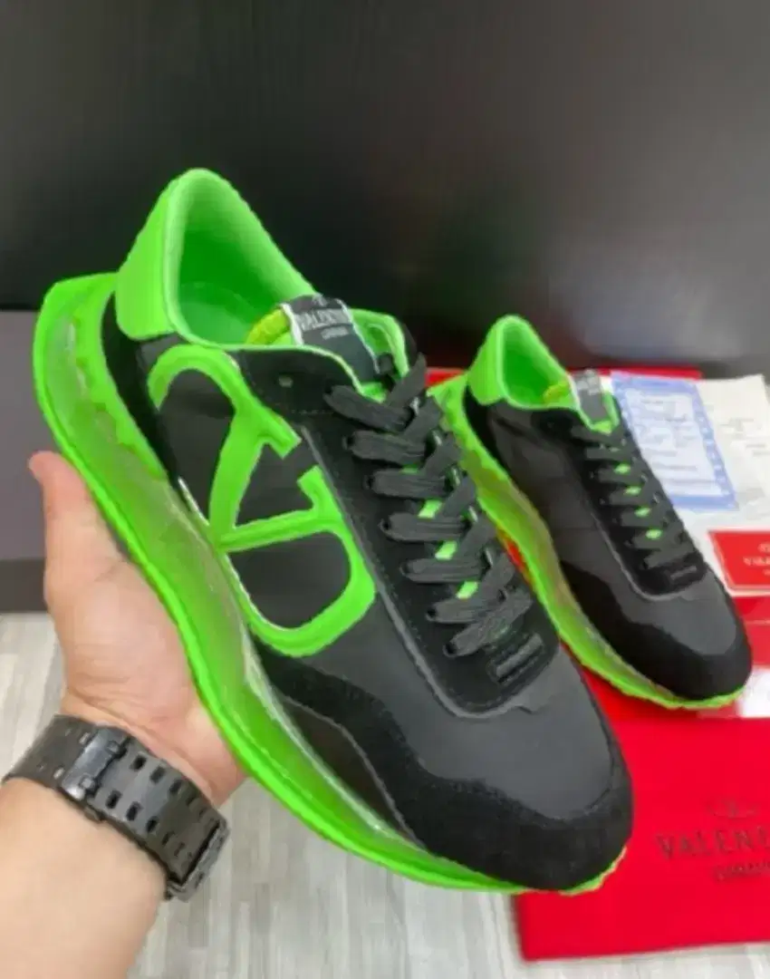 SNEAKERS VALENTINO BLACK GREEN BRANDED IMPORT