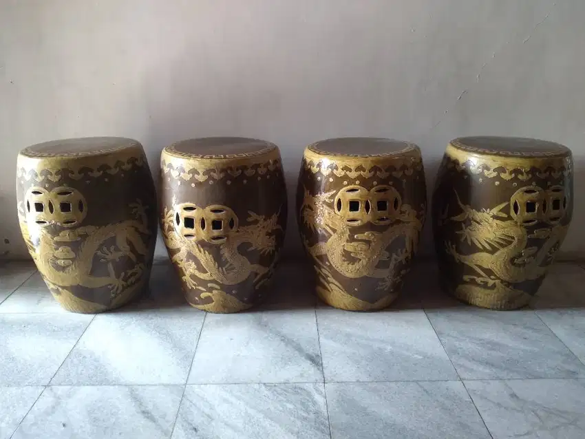 guci naga antik ada 4