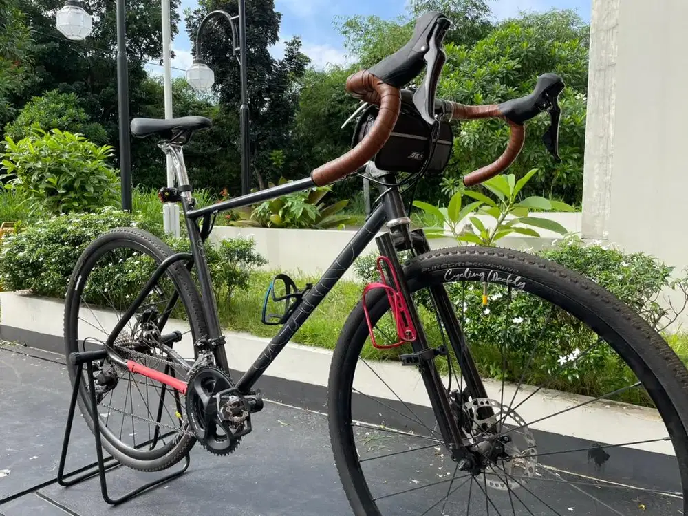 Road Bike/ Cyclocross Custom - Full 105