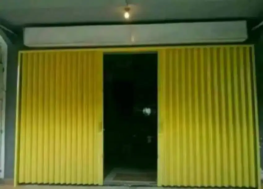 Folding gate dan rolling door