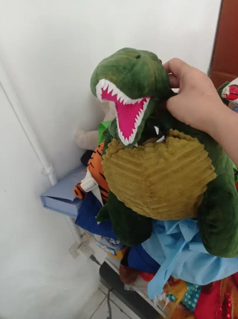 Tas sekolah anak TK bentuk dino