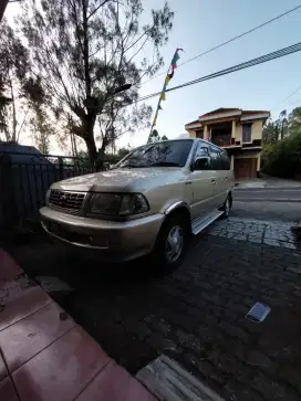 BU Kijang Kapsul th 2000