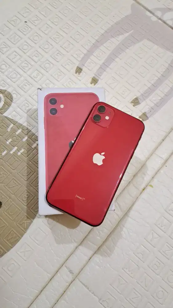 IPHONE 11 128GB - RED