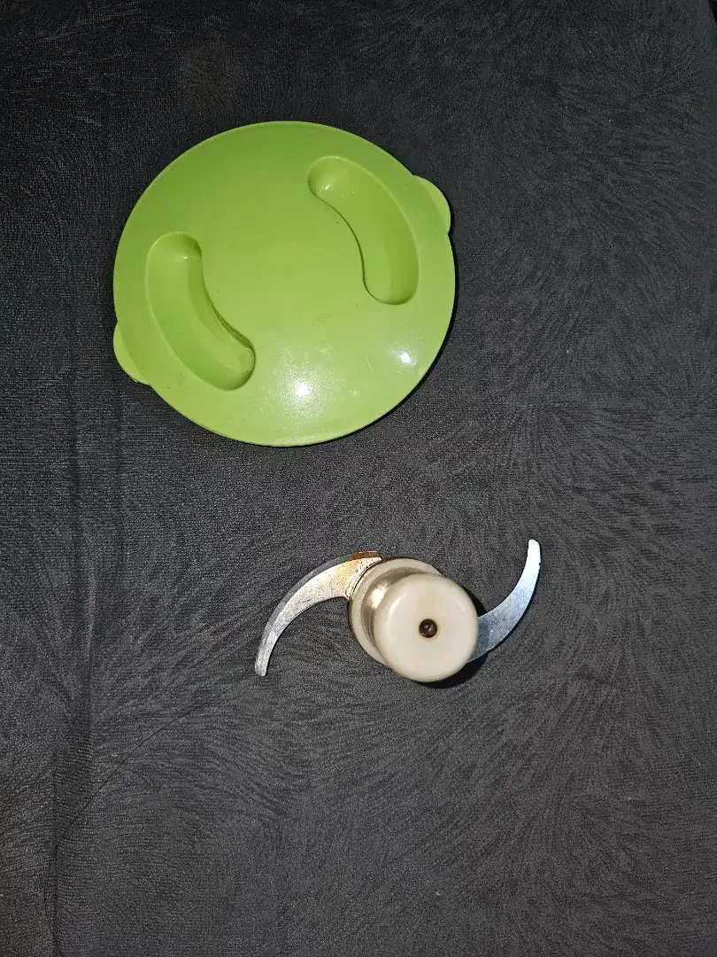 Tutup dan  mata pisau chopper miyako