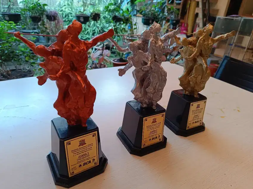 Piala Antik Kejuaraan - 1 set - 3 pcs