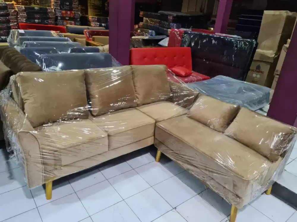 Sofa set selonjoran tanpa meja