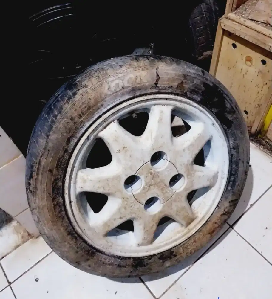 Velg oem eterna ring 15 pcd 4x114 kijang dx lancer datsun