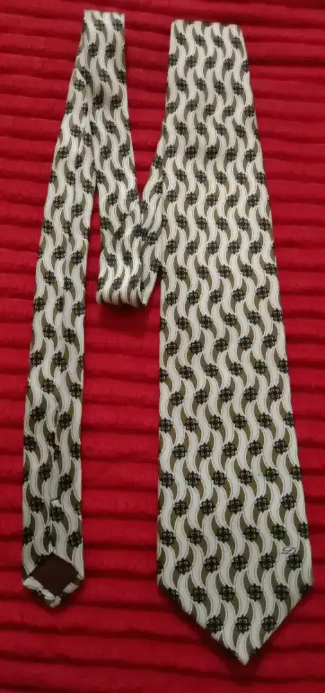 Preloved dasi pria ST Dupont original .